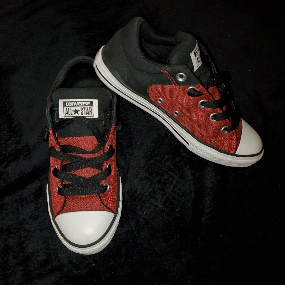 Converse Street Ox